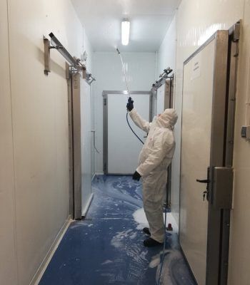 Sprzątanie biur sprzątanie warszawa firma sprzątająca sprzątanie biurowców sprzątanie fabryk sprzątanie zakładów produkcyjnych mycie okien
